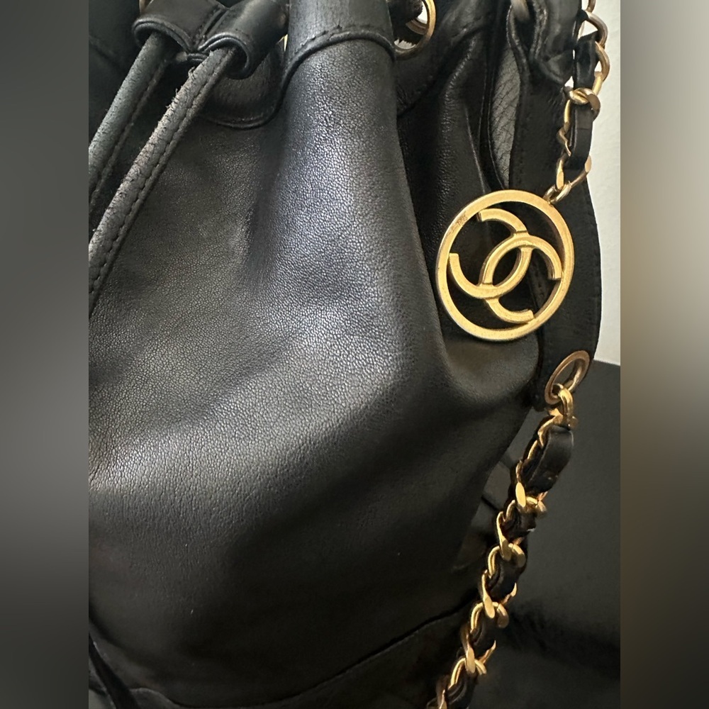 CHANEL Black Leather Bucket Bag with Gold Chain - Picture 2 of 15